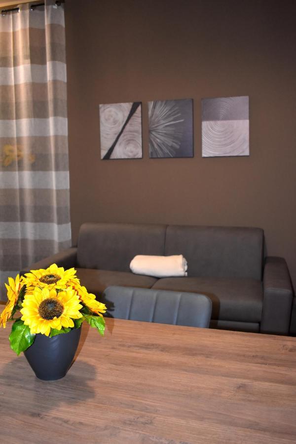 Casa Vacanze Oikia - Room Girasole 那不勒斯 外观 照片