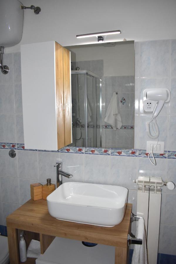 Casa Vacanze Oikia - Room Girasole 那不勒斯 外观 照片